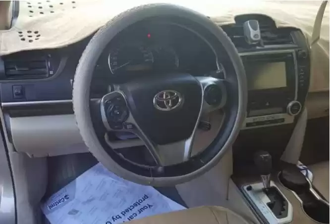 مستعملة Toyota Camry للبيع في الدوحة #5595 - 1  صورة 